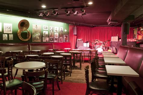 New York Jazz Lounge .